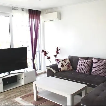 شقة In Complex Sunny Island Deluxe