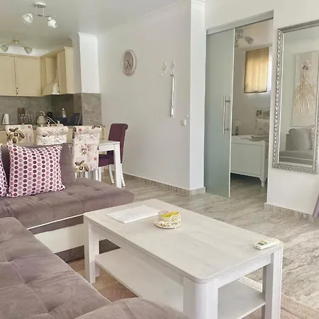 شقة In Complex Sunny Island Deluxe *