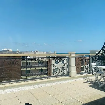 In Complex Sunny Island Deluxe شقة *