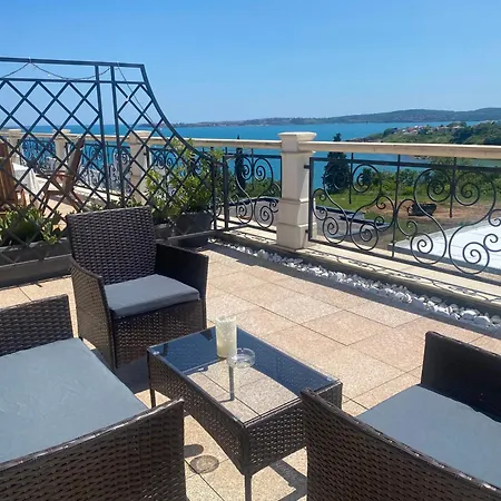 Appartement In Complex Sunny Island Deluxe *