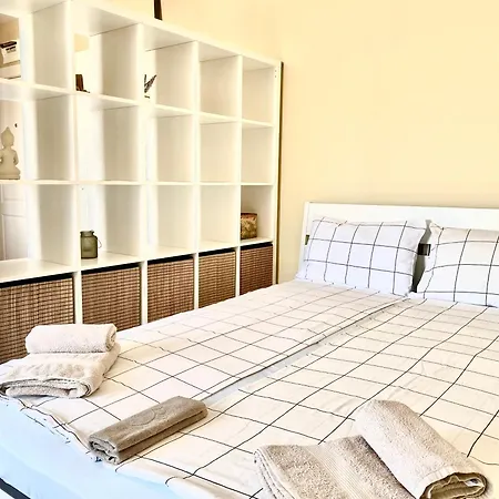 In Complex Sunny Island Deluxe * Chernomorets