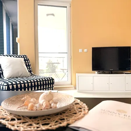 In Complex Sunny Island Deluxe * Chernomorets