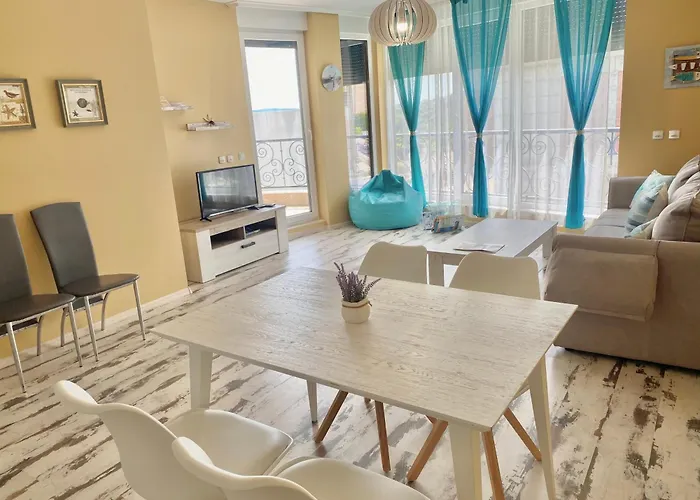 Daire In Complex Sunny Island Deluxe