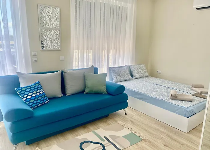 In Complex Sunny Island Deluxe Chernomorets