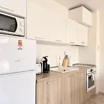 In Complex Sunny Island Deluxe Apartman *