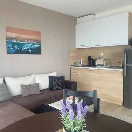 In Complex Sunny Island Deluxe Daire