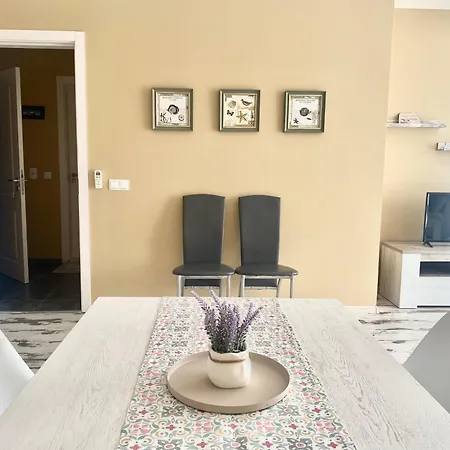 In Complex Sunny Island Deluxe Apartament *