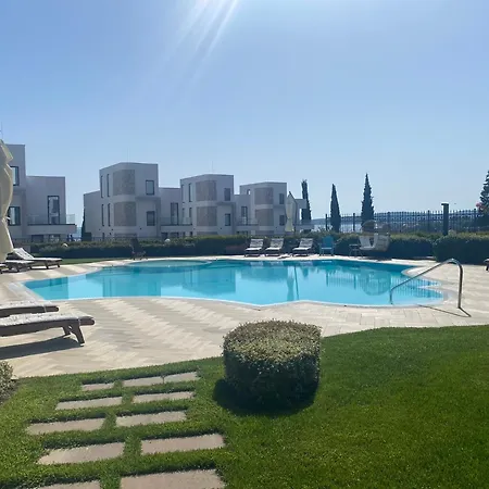Апартамент In Complex Sunny Island Deluxe