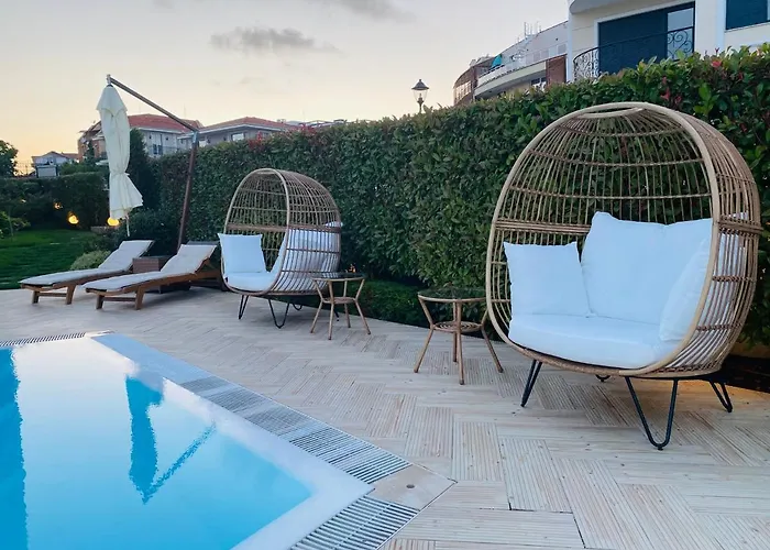 In Complex Sunny Island Deluxe Csernomorec