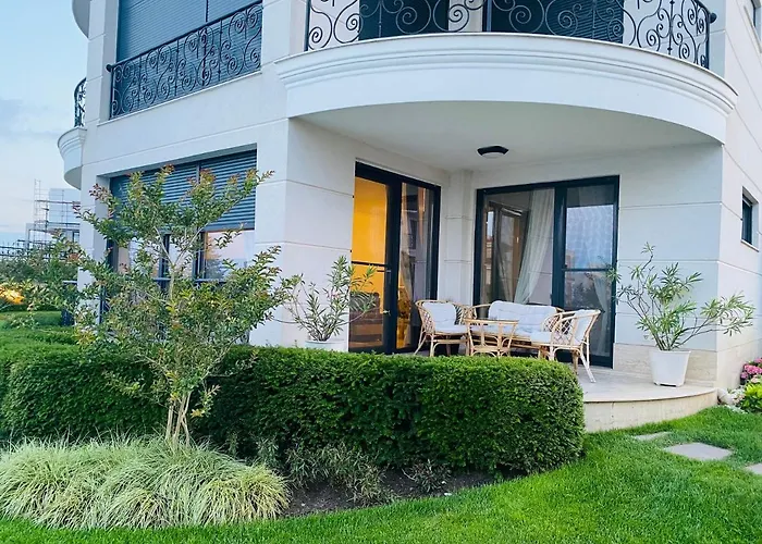 In Complex Sunny Island Deluxe Apartman *