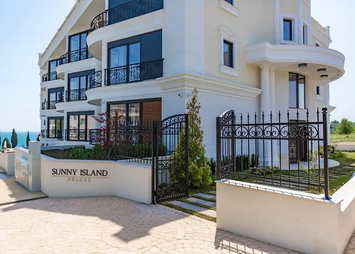 In Complex Sunny Island Deluxe