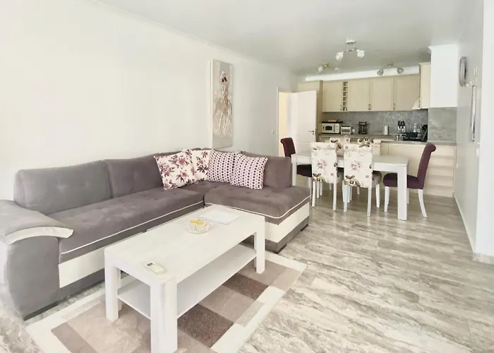 In Complex Sunny Island Deluxe Apartman Csernomorec