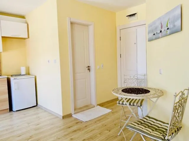 Apartman In Complex Sunny Island Deluxe