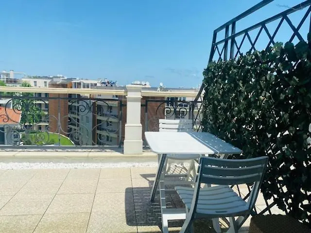 In Complex Sunny Island Deluxe Apartman Csernomorec