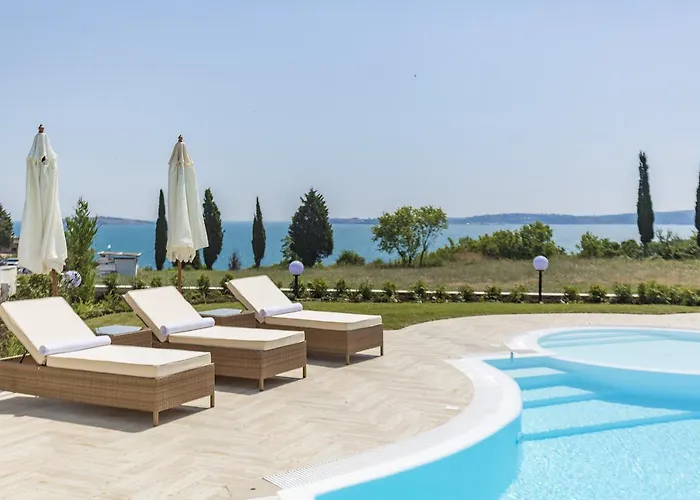 In Complex Sunny Island Deluxe Apartman